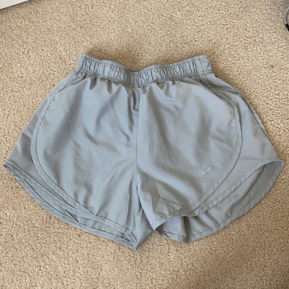 XS women’s nike shorts